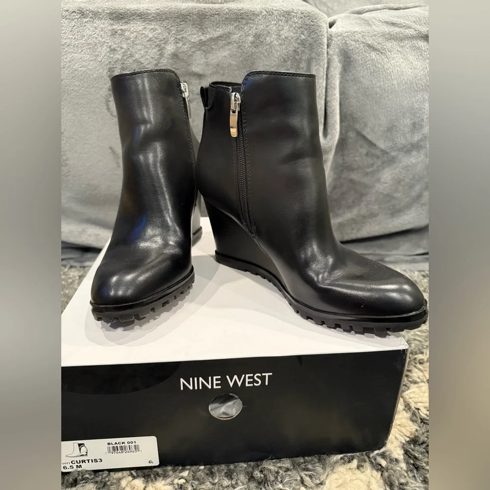 Nine West euc size
